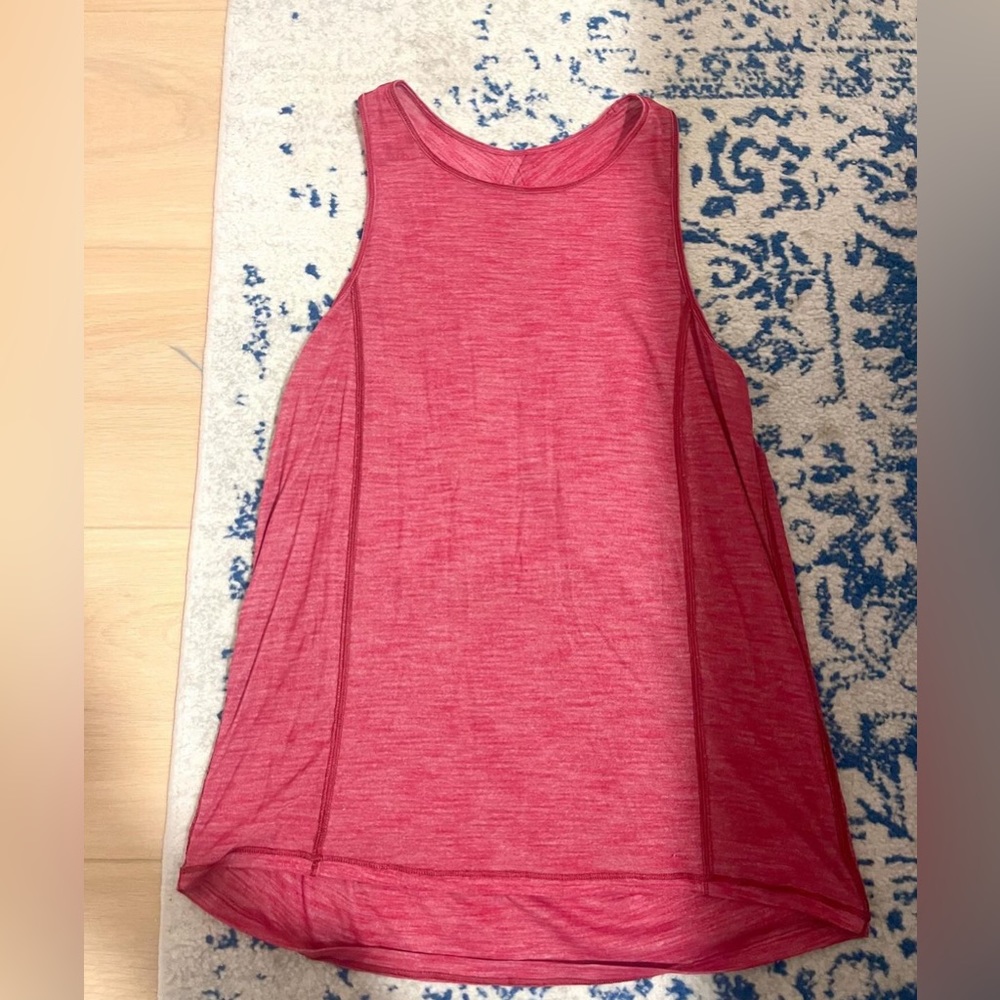 Lululemon tank top